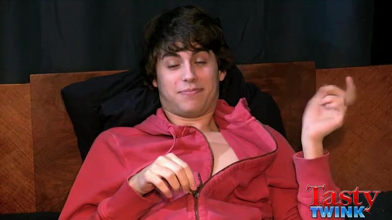 Lucas' Cummy Hand - Lucas