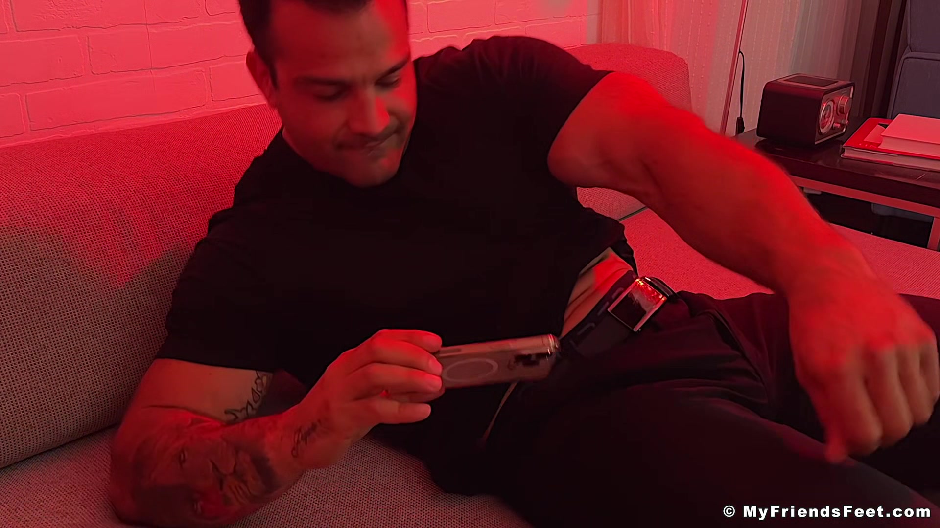 Savio Gets Off Barefoot - Savio
