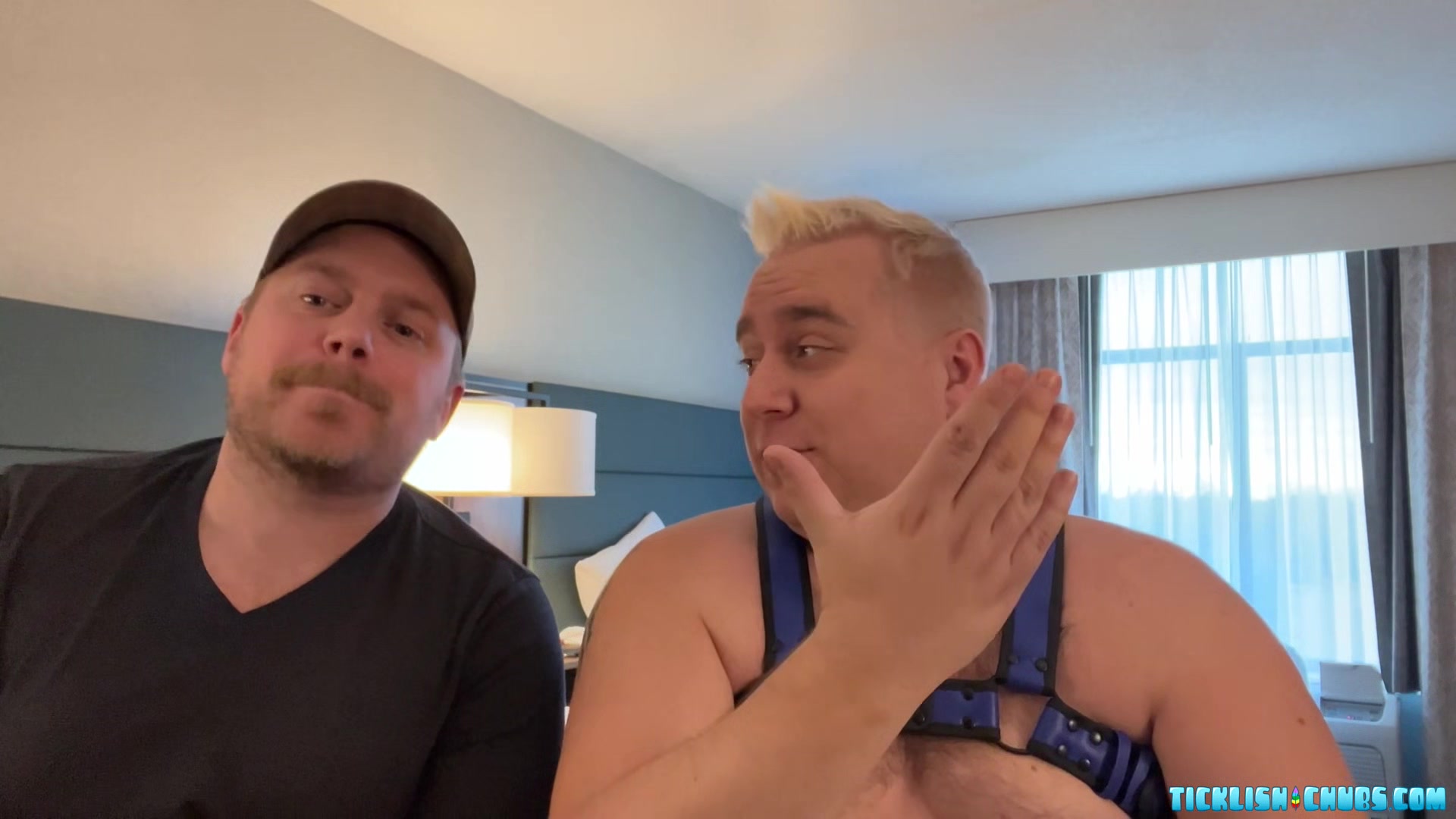 Jersey Tickling: Cub Feet - Cub Feet & Matt