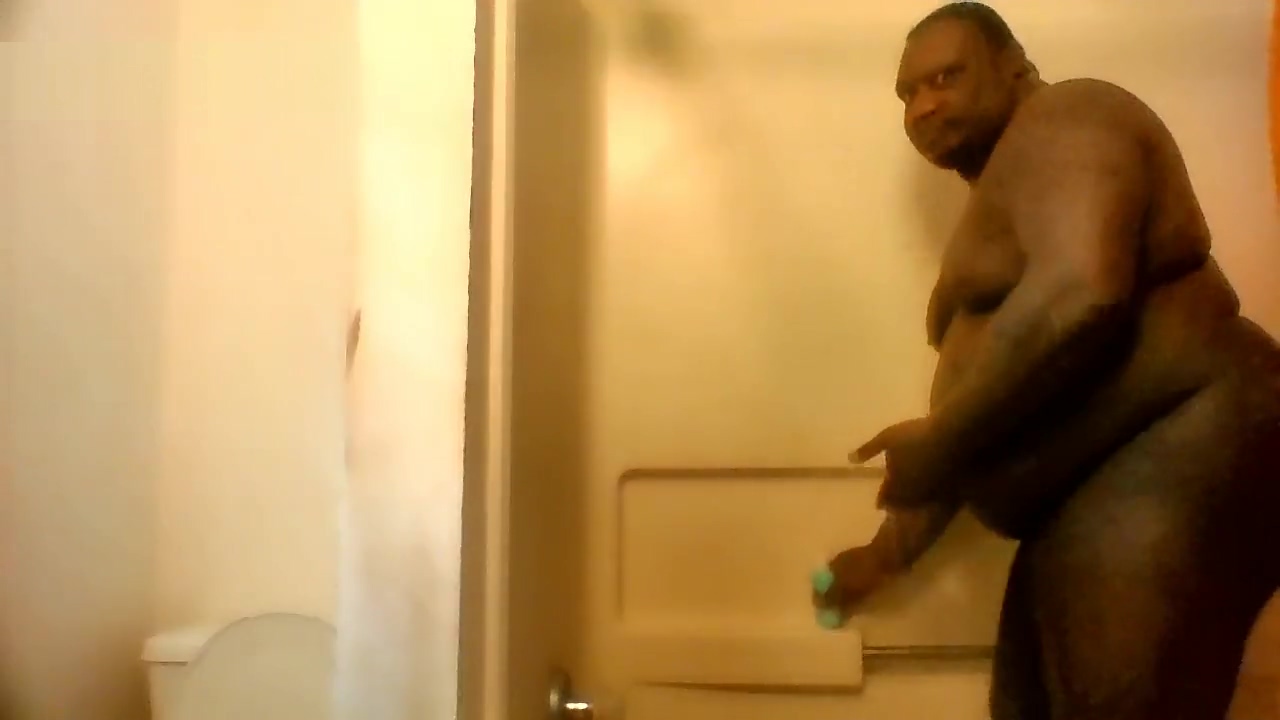 HOT AND NAKED IN THE SHOWER RAPPING