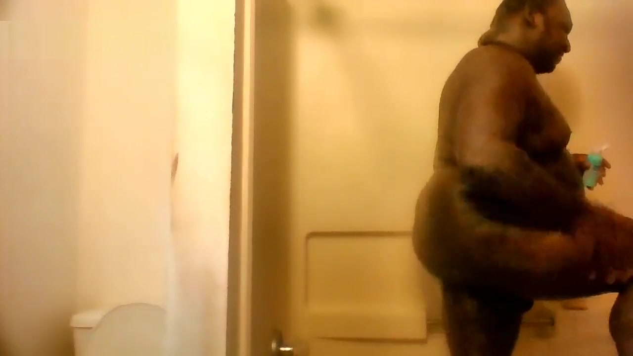 HOT AND NAKED IN THE SHOWER RAPPING