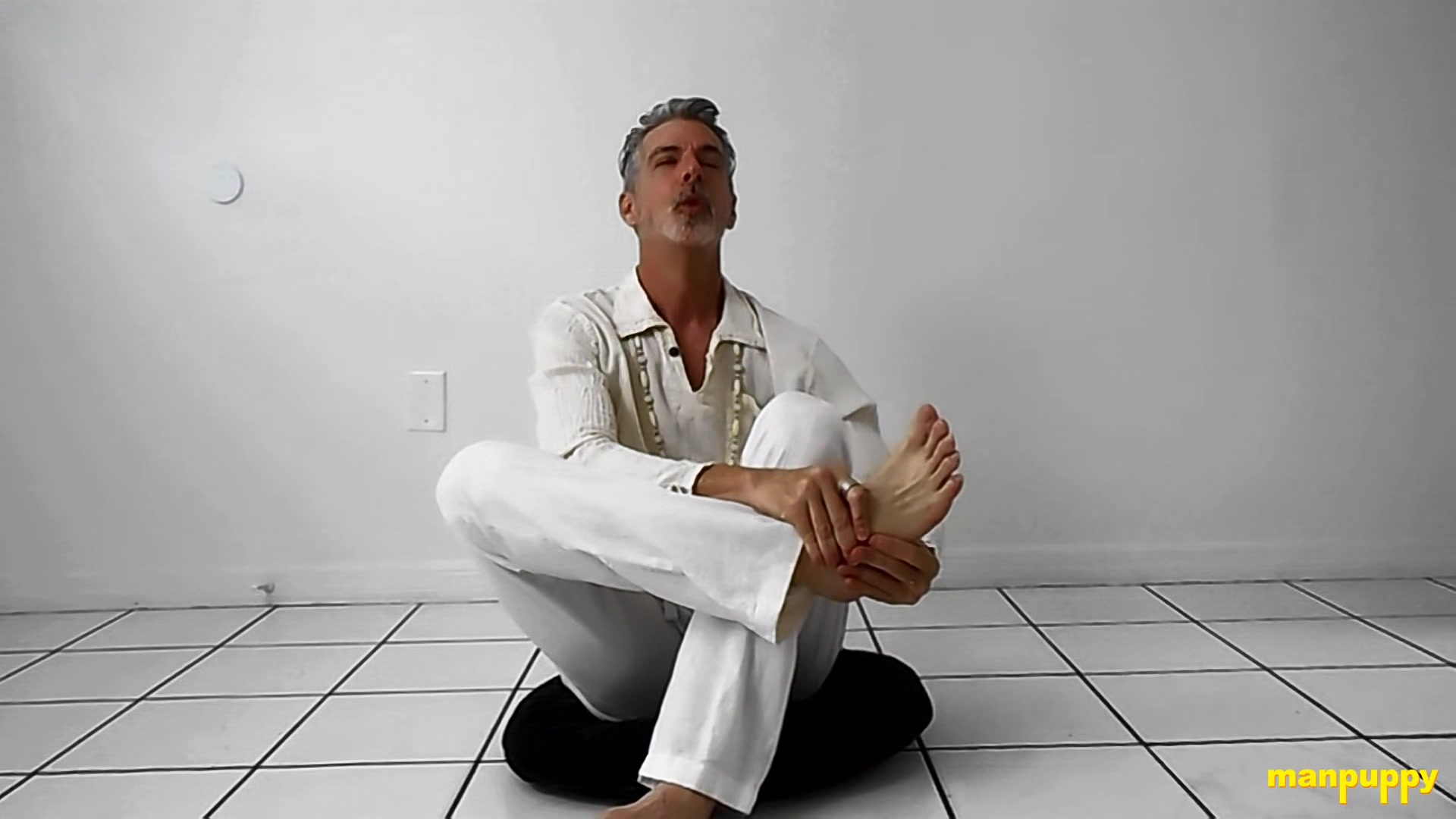 Yoga Self-Foot Worship - Richard Lennox