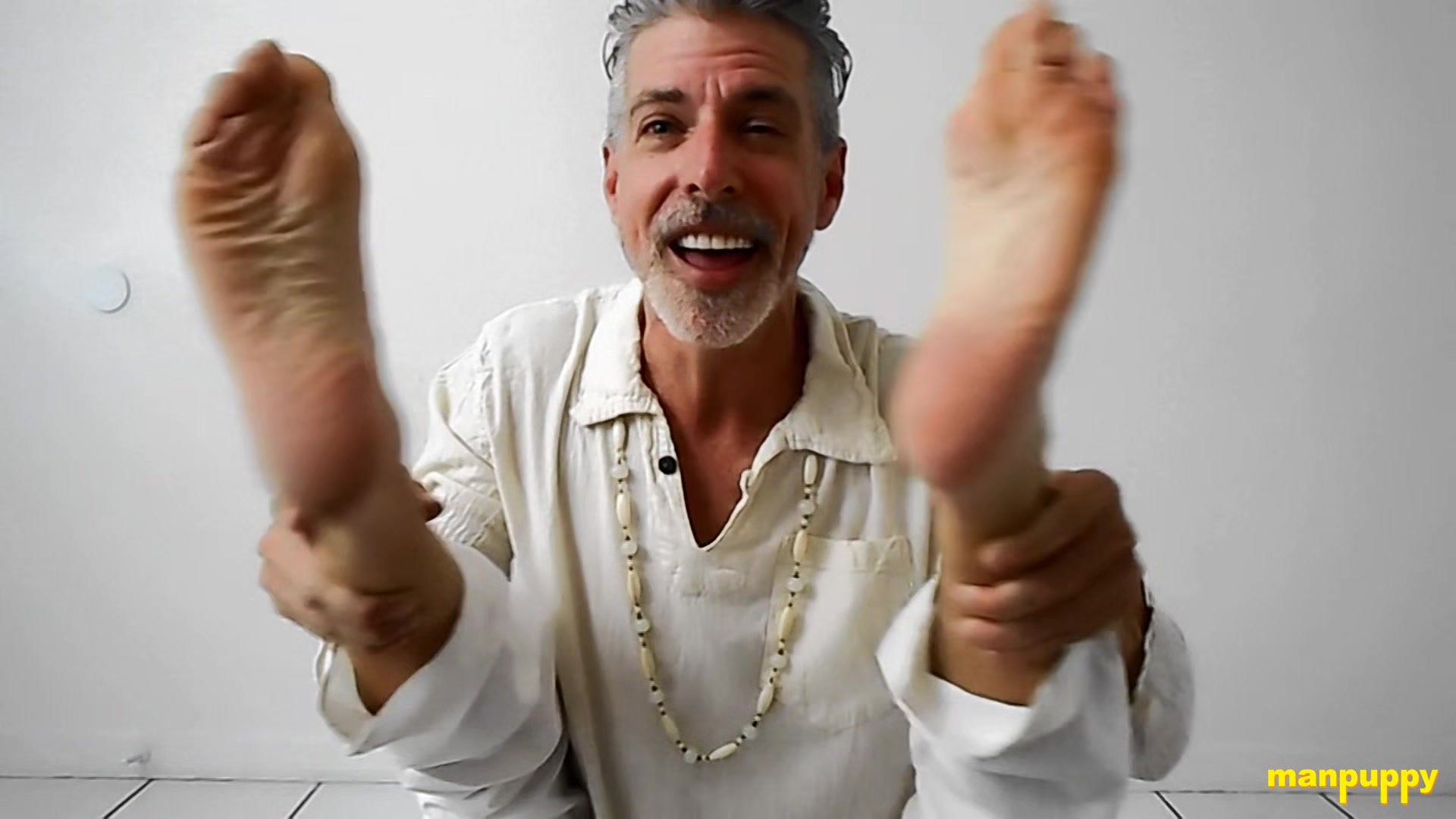 Yoga Self-Foot Worship - Richard Lennox