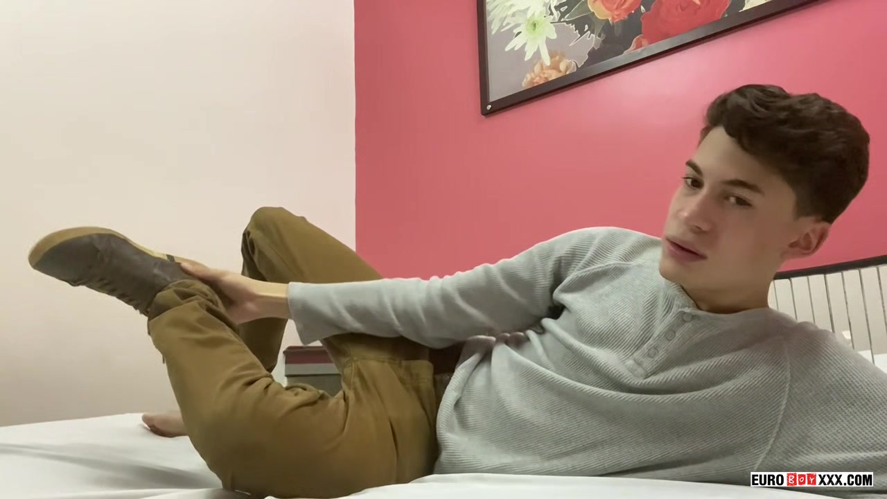 Cute Danny Loves A Wank - Danny Bianchi
