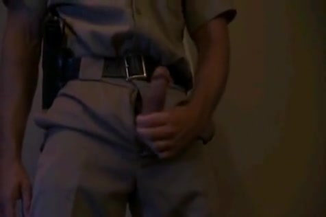 jail shower 3some
