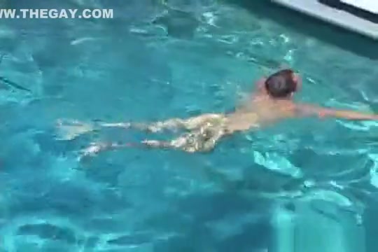 Maskurbate Ricky aka Next Door Marcus - Creamy swimming with Tommy D