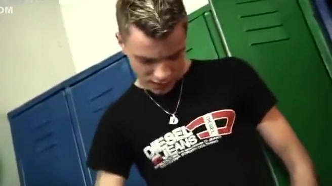 Cute Twink 3 Way Bearback and Cum Eating