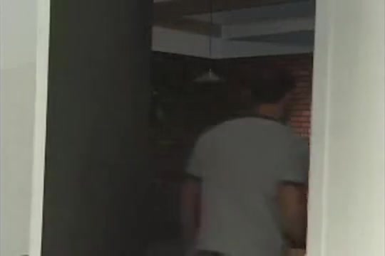 Rod Roddick takes a shower