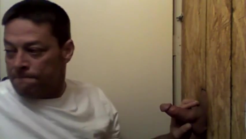 Gloryhole raw fuck