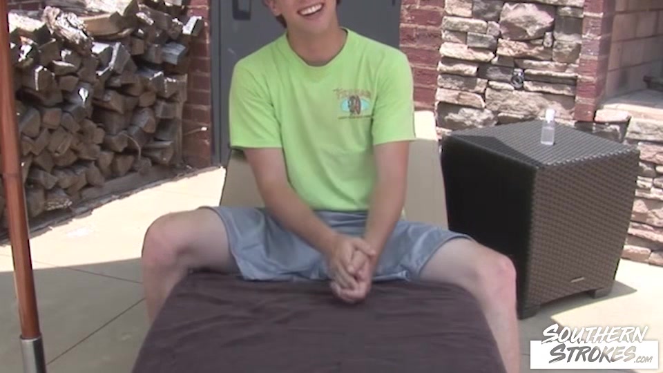 SOUTHERNSTROKES Kinky Twink Robbie Stevens Masturbates Solo