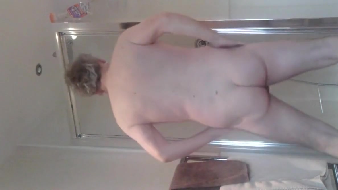 alan in shower