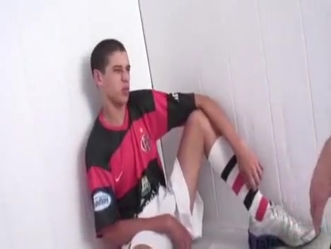 Brazilian threeway in shower