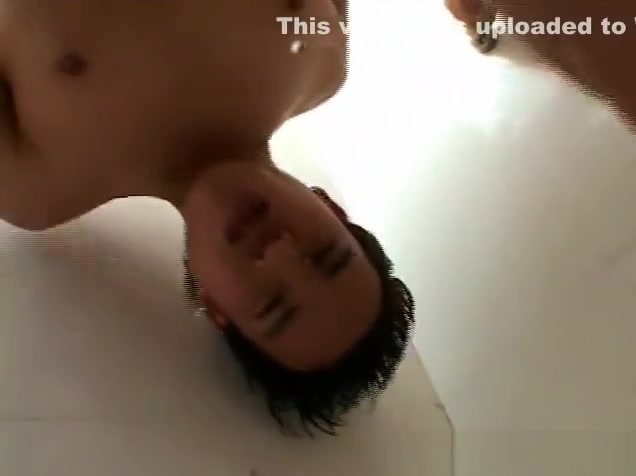 Asian Twinks Fuck in Shower