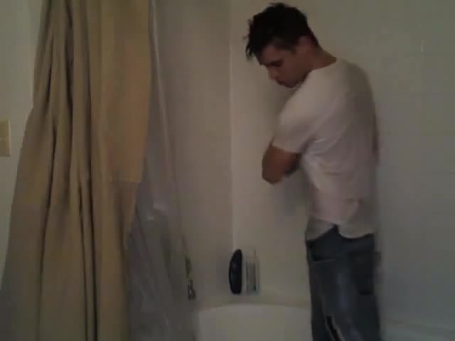 Jeremy Lory in shower