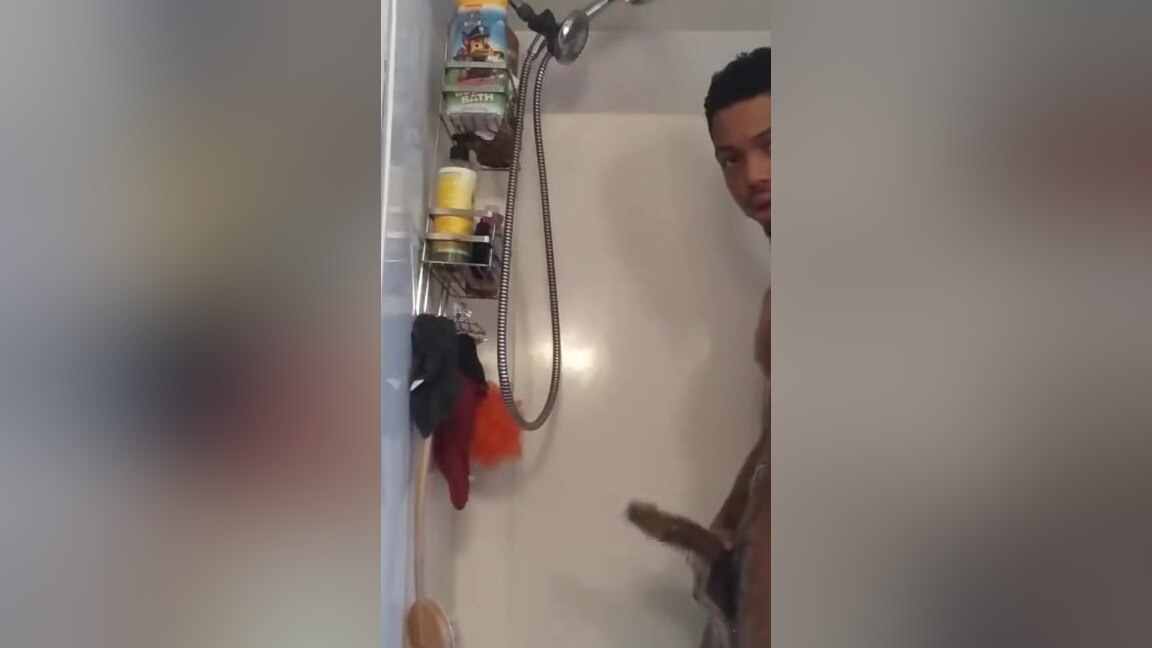 In shower/Out of shower J/O