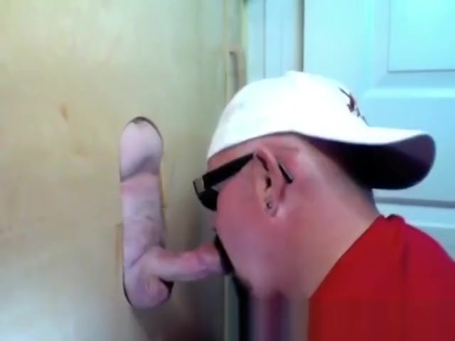 Married Guy Loves These Gloryhole Blowjobs