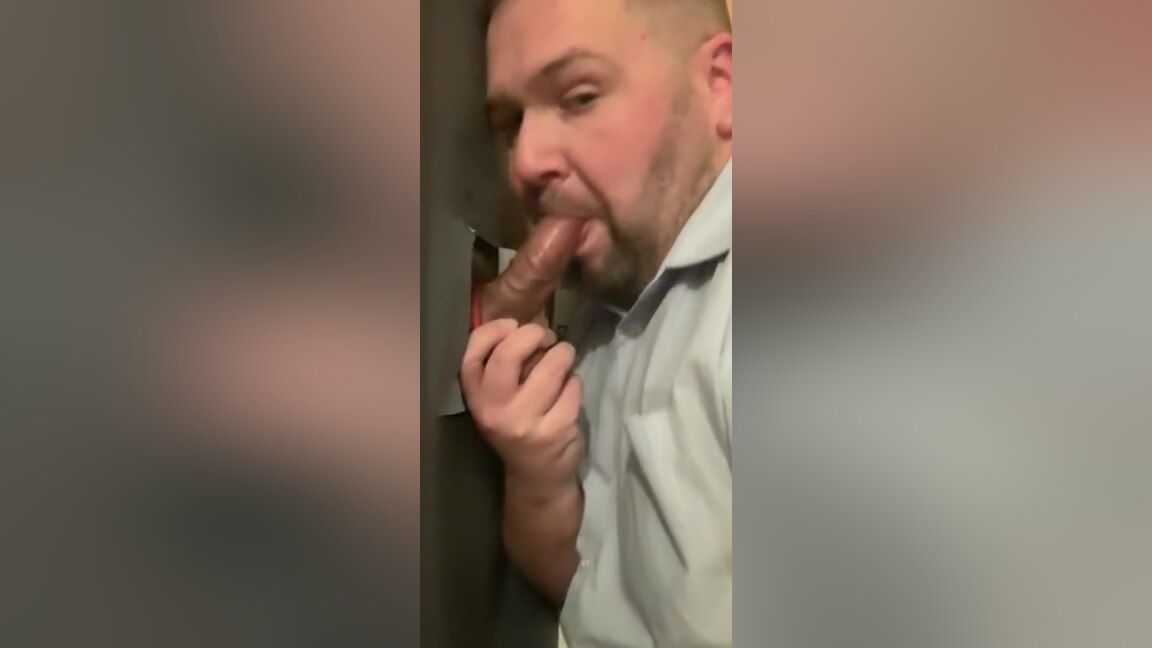 Thick straight cock visits glory hole