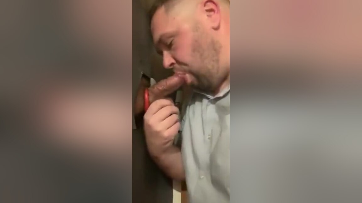 Thick straight cock visits glory hole