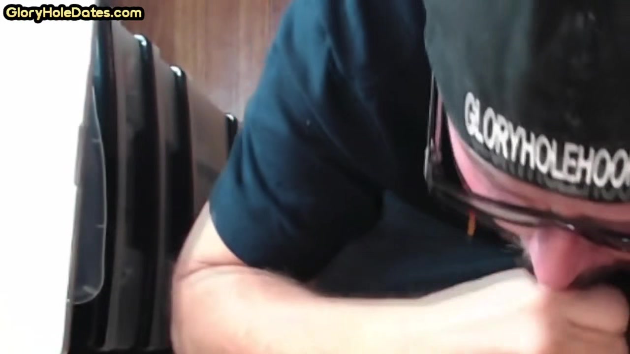 gay gloryhole recorded