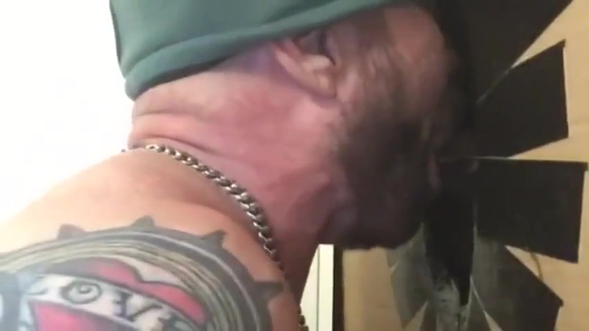 Married Black Dudes Use DL Philly Gloryhole