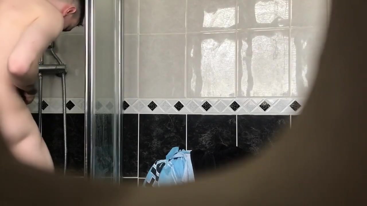 Neighbour Spies on Young Guy having Shower