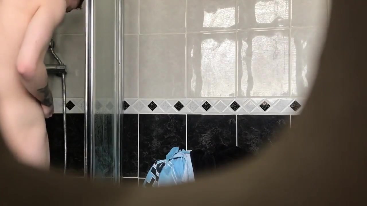 Neighbour Spies on Young Guy having Shower