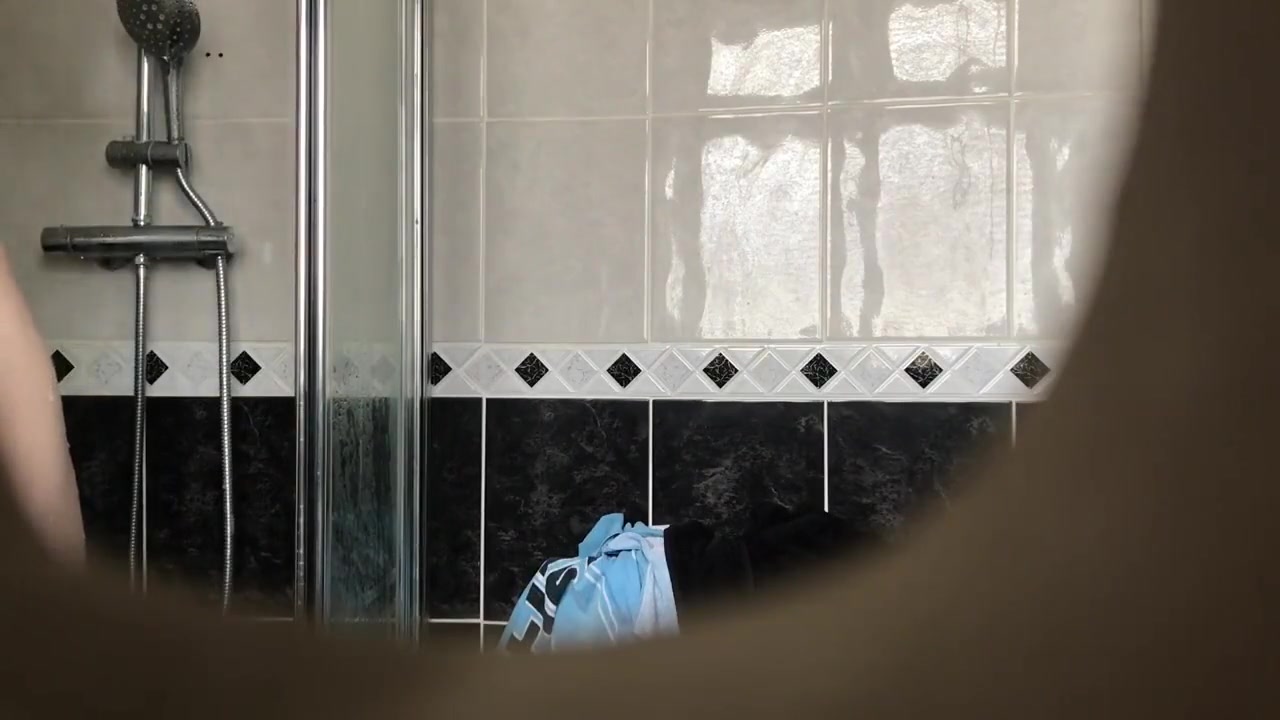 Neighbour Spies on Young Guy having Shower