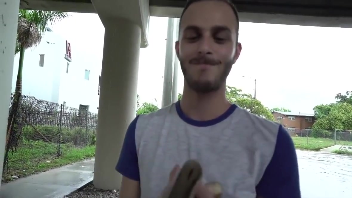 LatinLeche - Cute Straight Latino Sucks Dick