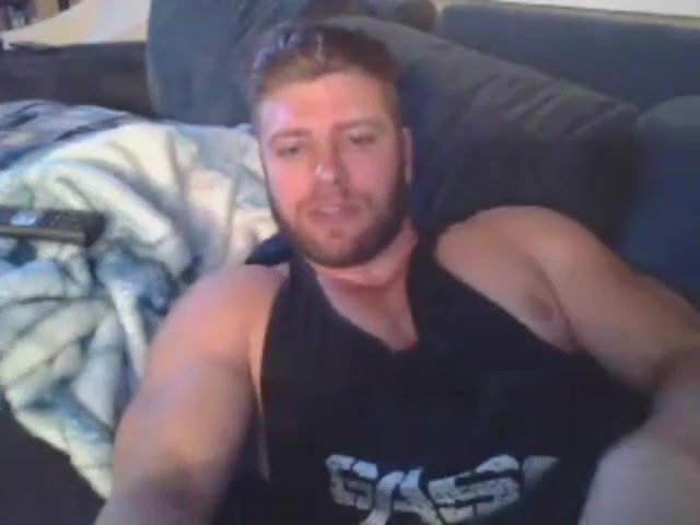 FIT GINGER MUSCLE STUD SHOWERS AND BLOWS A LOAD