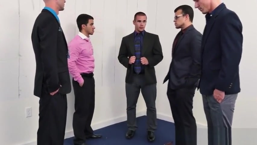 Office hunks sucking and riding cocks