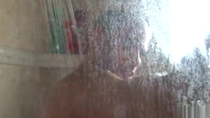 Shower solo