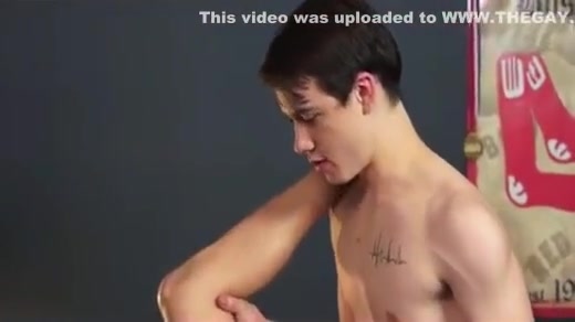 Twink needs a massage