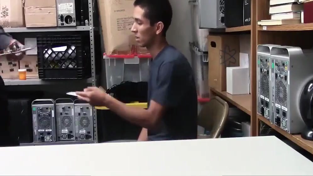 Young Security Officer Bangs Petite Punk RAW - YOUNGPERP.COM