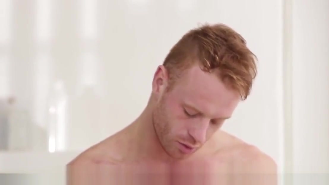 Chris Reed and Tom Vojak have sex after the sensual massage