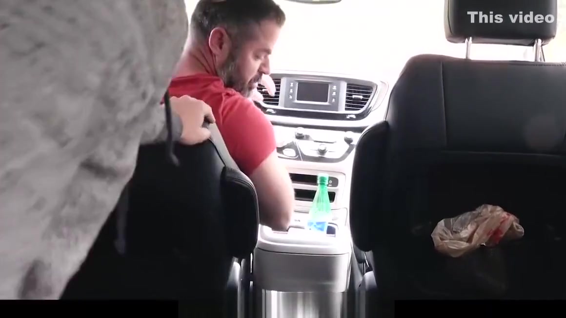 FamilyDick - Muscle bear Step dad fucks boy in car for smoking