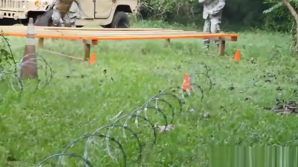 Military hunks rimming ass in outdoors orgy