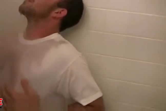 Gettin Dirty In The Shower