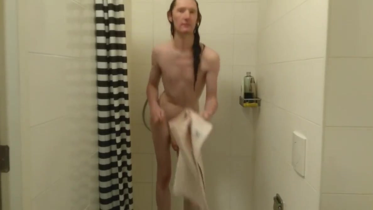 Vid 1: Shower time!