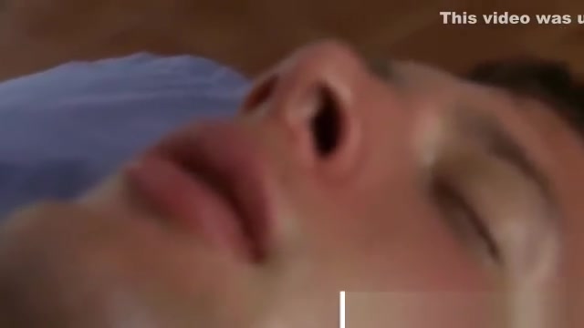 Straight hunk sucked during massage