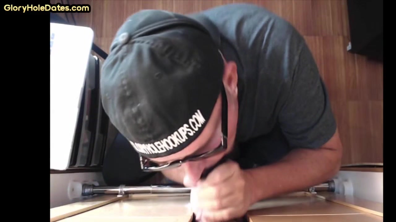 Gloryhole amateur DILF facial jizzed after BJ and HJ action