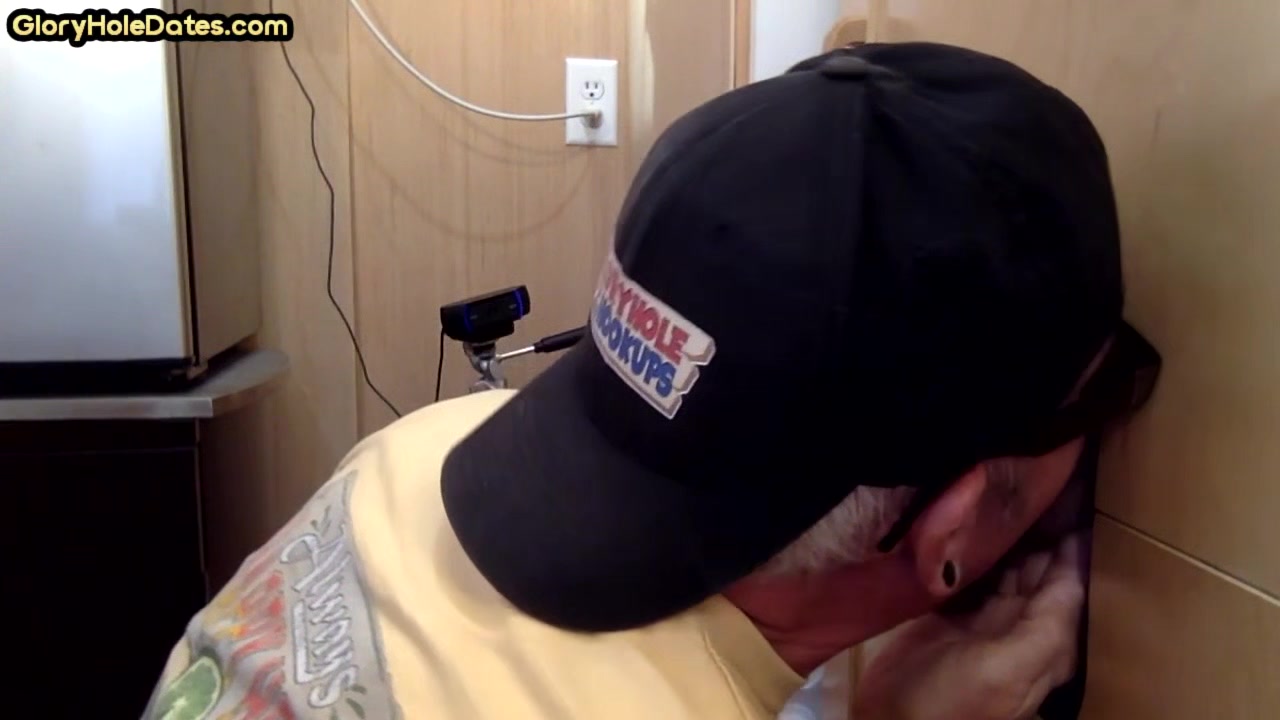 Gloryhole amateur DILF fucked by fat gay in sling after BJ
