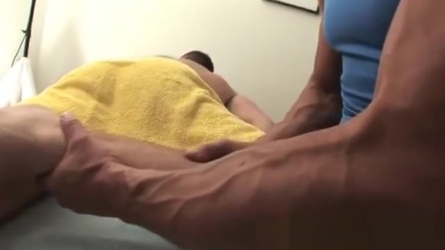 Straight guy gets a massage