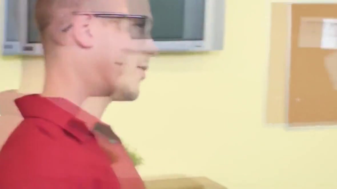 Jizzsprayed office stud gets pounded