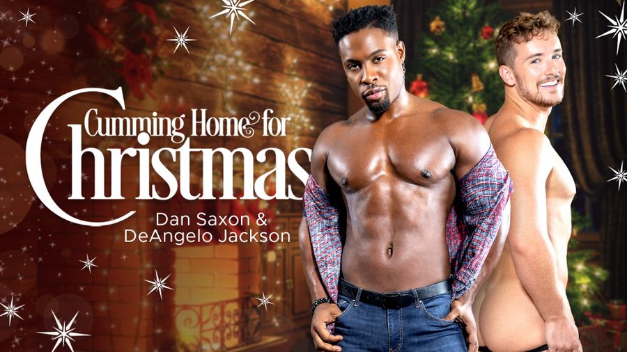 Dan Saxon & DeAngelo Jackson in Cumming Home For Christmas