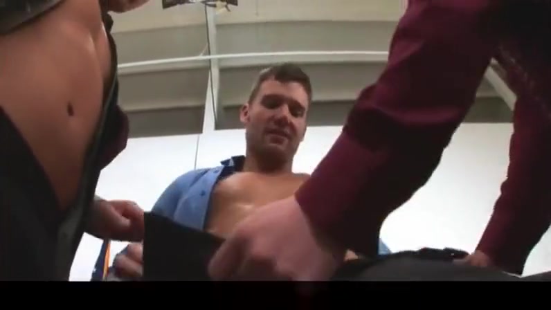 Bussiness meeting in an office becomes sleazy gay threesome