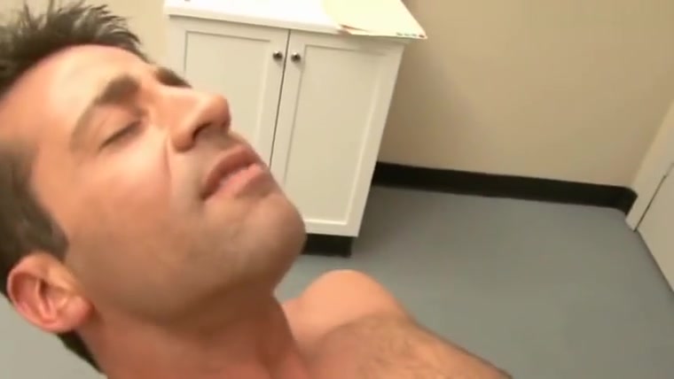 Gay doctor doing blowjob and taking a cock