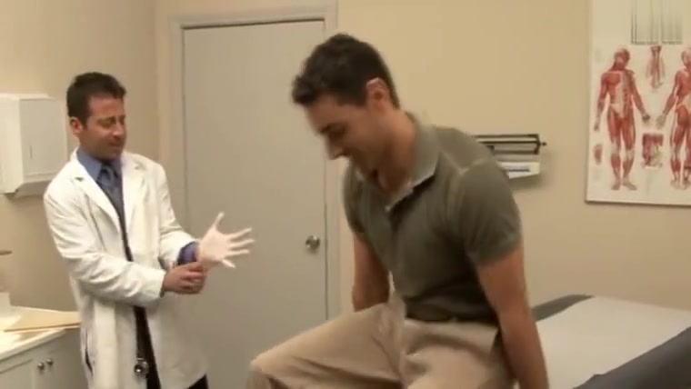 Gay doctor doing blowjob and taking a cock