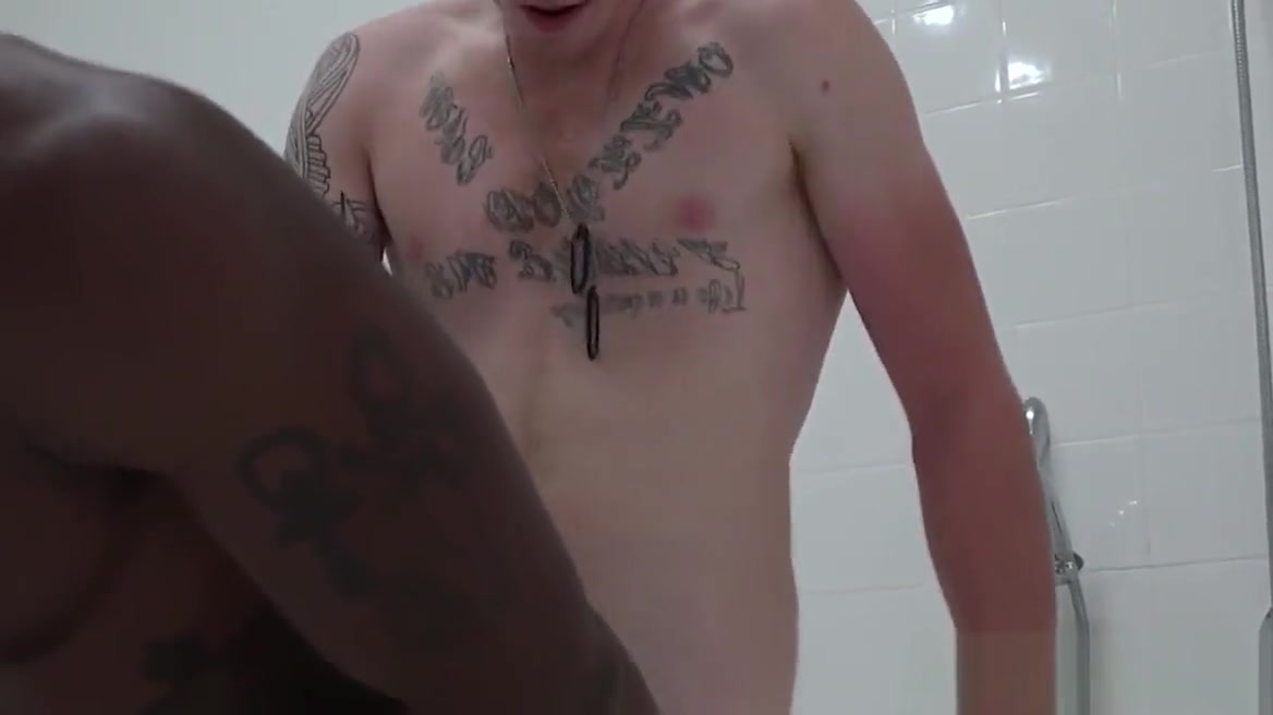 Military studs sucking cock in the shower