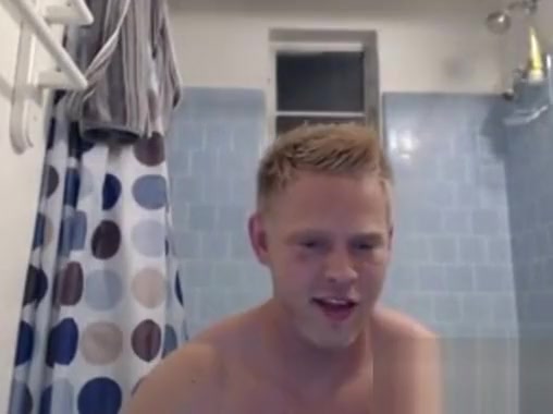 Bodybuilder Showering