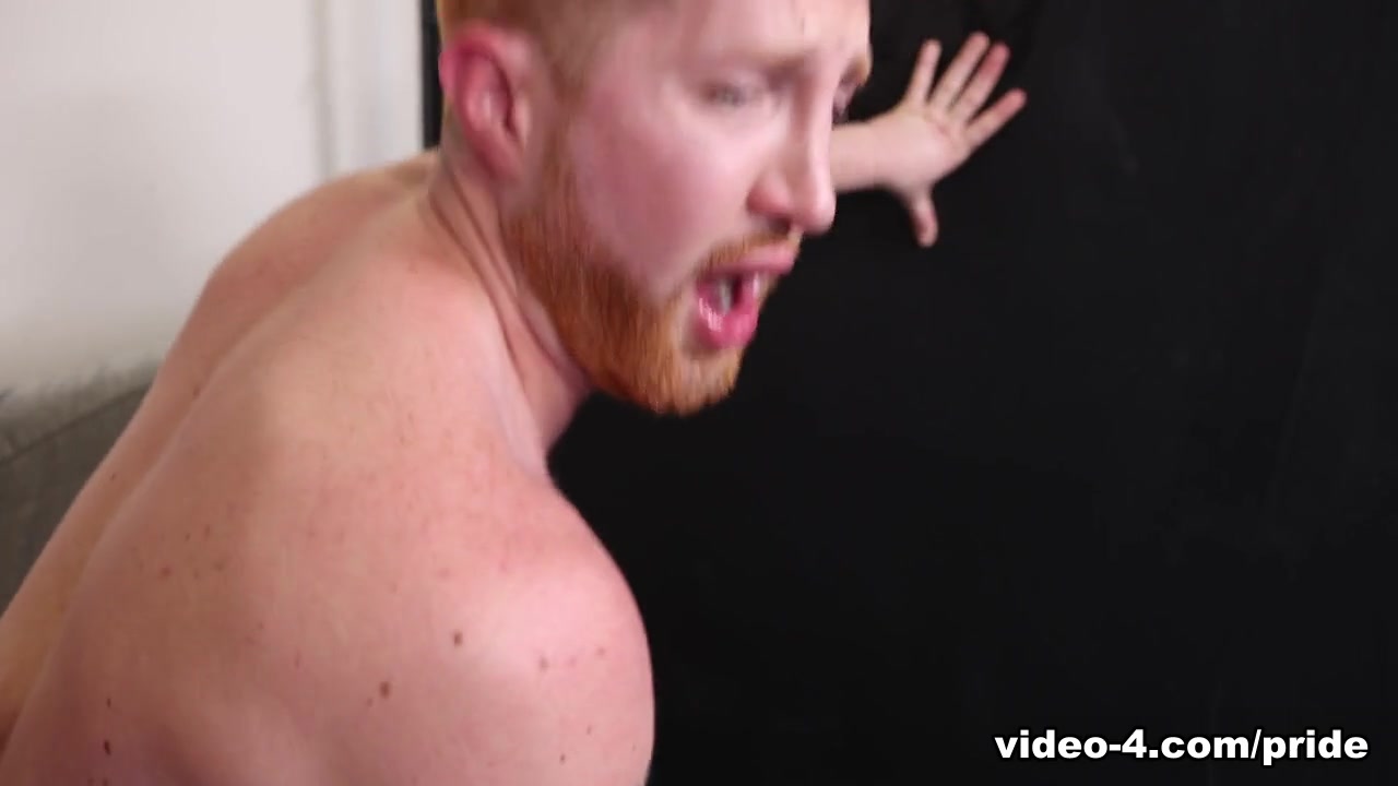 Jayden Woods & Troy Hardt in Affinity For Big Dicks